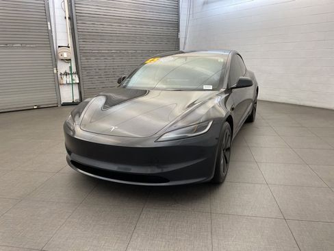Used 2025 Tesla Model 3 Long Range image 3