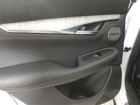 Used 2023 INFINITI QX50 Autograph image 10