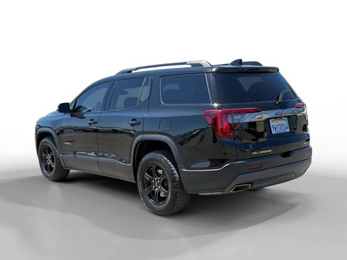 Used 2023 GMC Acadia AT4 w/ Technology Package AWD/4WD image 3