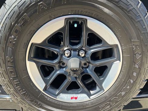 Used 2021 Jeep Wrangler Unlimited Rubicon w/ Uconnect 4C Nav & Sound Group AWD/4WD image 10