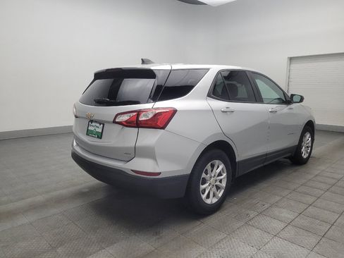 Used 2021 Chevrolet Equinox LS w/ LS Convenience Package AWD/4WD image 9