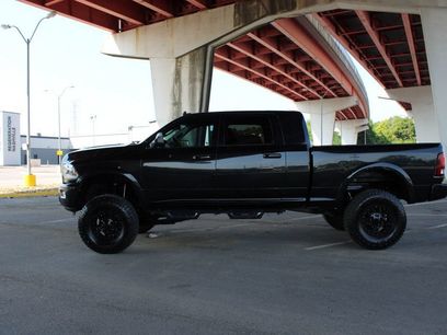 Used 2017 RAM 2500 Laramie w/ Sport Appearance Group