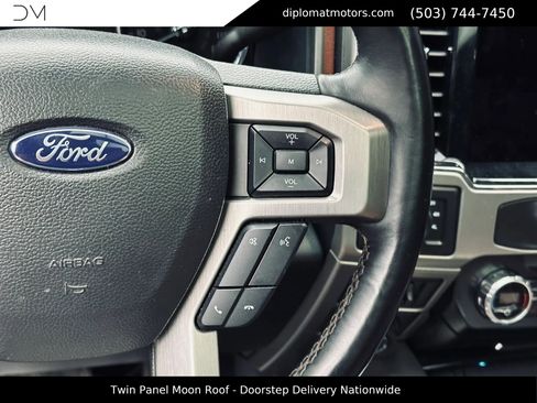 Used 2022 Ford F350 Platinum image 31