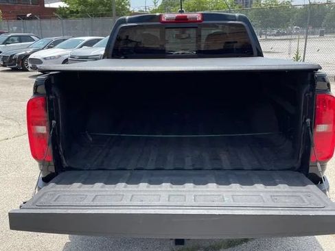 Used 2017 Chevrolet Colorado Z71 w/ Z71 Midnight Edition AWD/4WD image 31