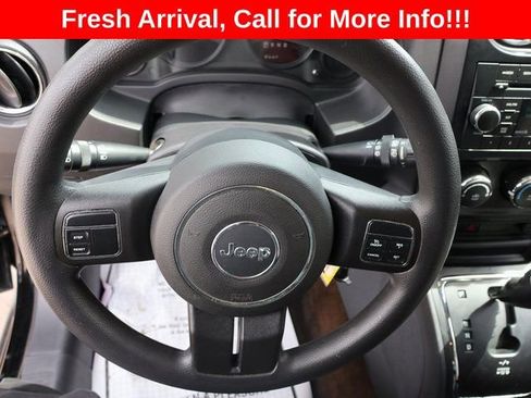 Used 2015 Jeep Compass Sport w/ Power Value Group FWD image 29