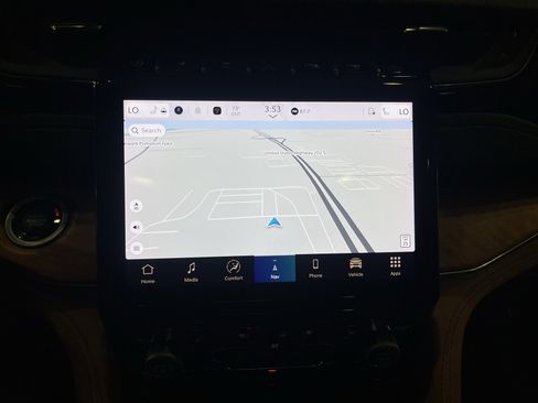 Used 2023 Jeep Grand Cherokee Summit image 22