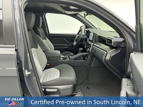 Used 2025 Toyota 4Runner Limited image 26