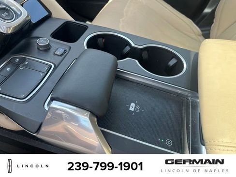 Used 2023 Acura MDX SH-AWD w/ Advance Package image 19