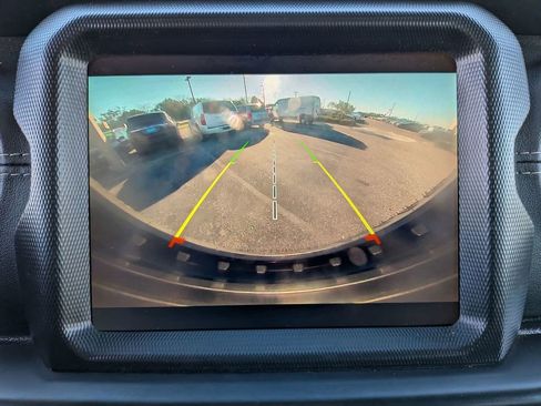 Used 2022 Jeep Wrangler Unlimited Sahara image 26