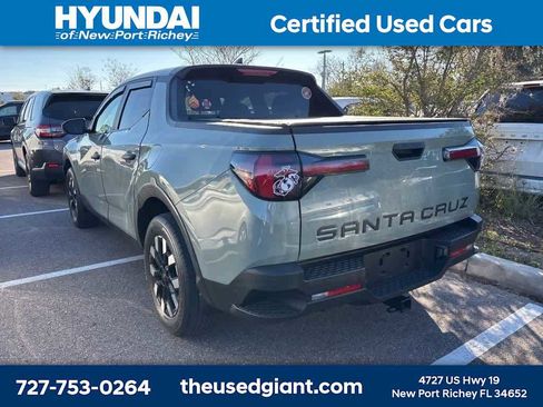Used 2025 Hyundai Santa Cruz SE image 2