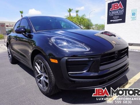Used 2024 Porsche Macan AWD/4WD image 59