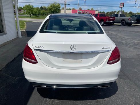 Used 2015 Mercedes-Benz C 300 4MATIC Sedan image 4