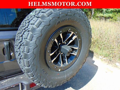 New 2026 Jeep Wrangler Unlimited Rubicon w/ Safety Group image 14