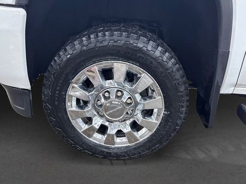 Used 2017 GMC Sierra 2500 Denali w/ Duramax Plus Package image 11