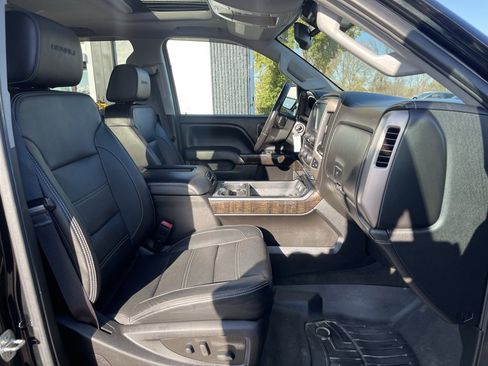 Used 2016 GMC Sierra 2500 Denali w/ Duramax Plus Package image 35
