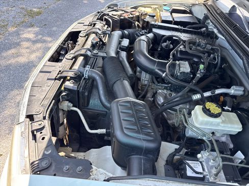 Used 2018 Nissan Frontier S image 31