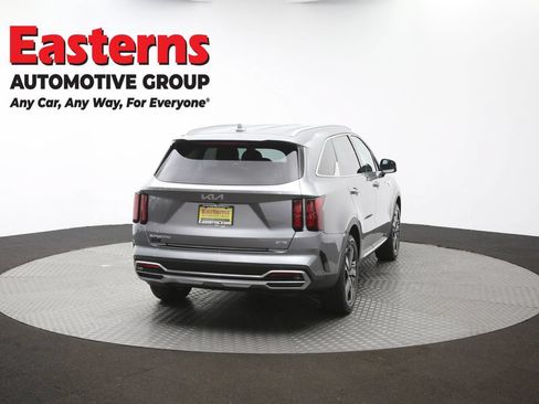 Used 2023 Kia Sorento EX AWD/4WD image 38