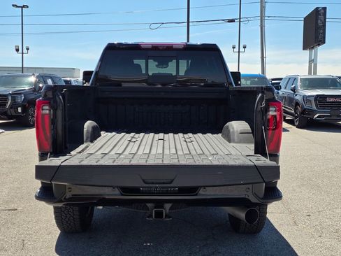 Used 2024 GMC Sierra 2500 Denali w/ Denali Reserve Package AWD/4WD image 7