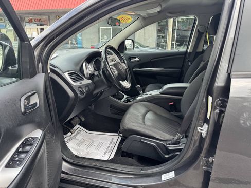 Used 2016 Dodge Journey SE w/ Popular Equipment Group AWD/4WD image 8