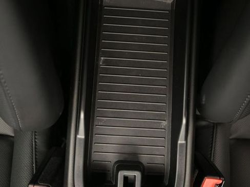 Used 2025 Porsche 718 Cayman S image 22