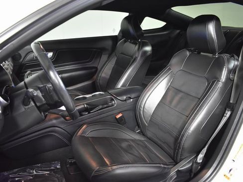 Used 2022 Ford Mustang GT Premium w/ Equipment Group 401A image 10