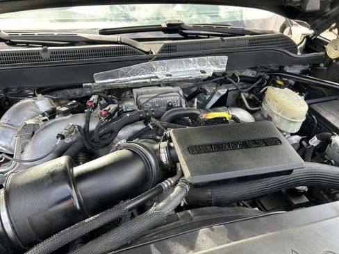 Used 2018 Chevrolet Silverado 3500 High Country w/ Duramax Plus Package AWD/4WD image 31