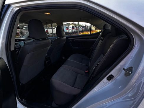 Used 2019 Toyota Corolla LE image 20