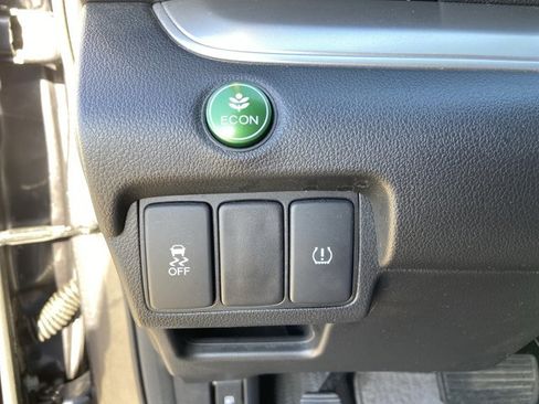 Used 2016 Honda CR-V LX image 40