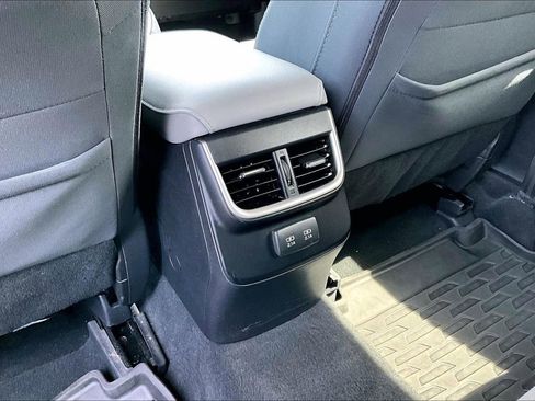 Used 2022 Subaru Outback Premium w/ Popular Package #1 AWD/4WD image 10