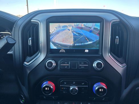 Used 2021 GMC Sierra 1500 Elevation image 13