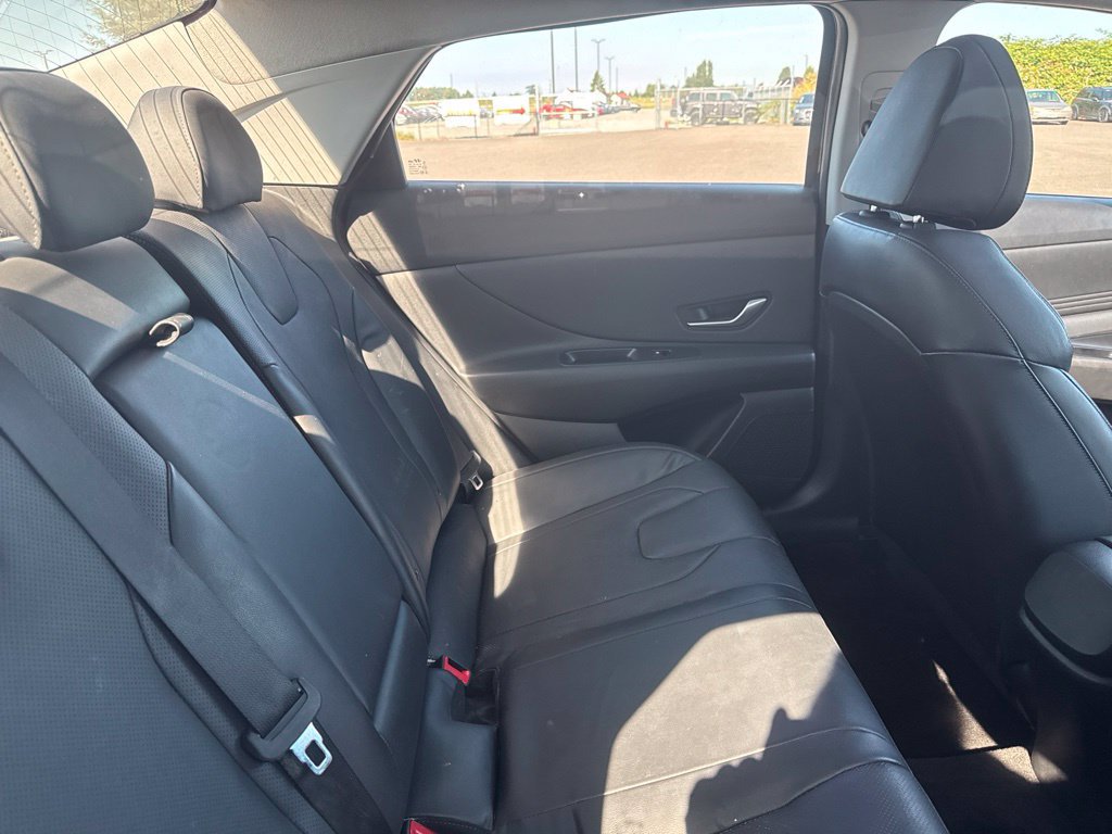 Used 2023 Hyundai Elantra Limited FWD image 8