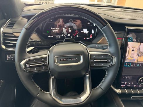 New 2026 GMC Acadia Denali Ultimate w/ LPO, Floor Liner Package image 27