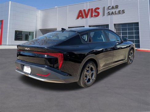 Used 2025 Kia K4 LXS image 5