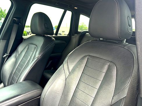 Used 2019 BMW X3 sDrive30i w/ M Sport Package 2 RWD image 7
