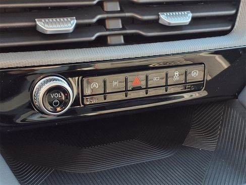 New 2026 Ford Explorer ST-Line image 9