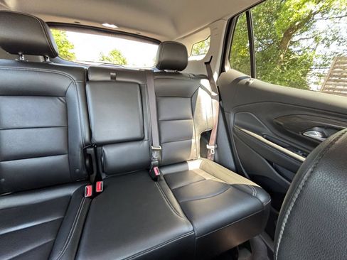 Used 2024 GMC Terrain SLT AWD/4WD image 39