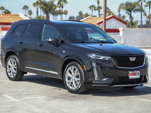 Used 2020 Cadillac XT6 Sport AWD/4WD image 4