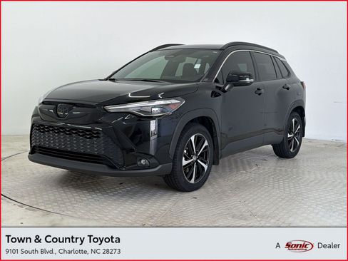 Used 2024 Toyota Corolla Cross AWD Hybrid w/ Convenience Package image 1