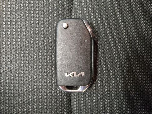 Used 2023 Kia Forte LXS image 32