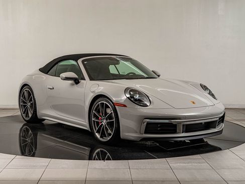 Used 2024 Porsche 911 Carrera S RWD image 10