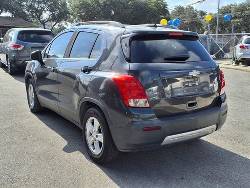 Used 2016 Chevrolet Trax LT w/ LT Convenience Package image 5