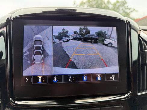 Used 2020 Chevrolet Traverse High Country AWD/4WD image 12