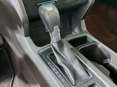 Used 2017 Ford Escape SE FWD image 19
