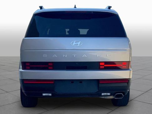 Used 2025 Hyundai Santa Fe SEL FWD image 5