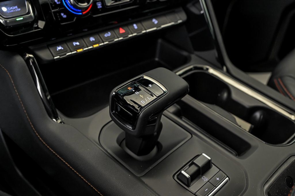 New 2026 GMC Sierra 1500 AT4 w/ Technology Package AWD/4WD image 19