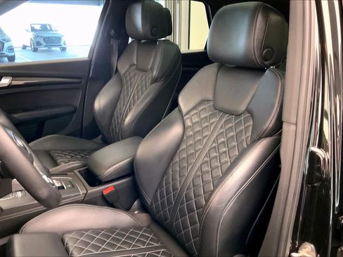 Used 2020 Audi SQ5 Premium Plus w/ Premium Plus Package AWD/4WD image 8