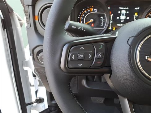 New 2026 Jeep Gladiator Mojave AWD/4WD image 17