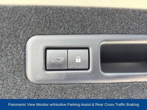 Used 2021 Lexus RX 350L Luxury w/ Accessory Package FWD image 11