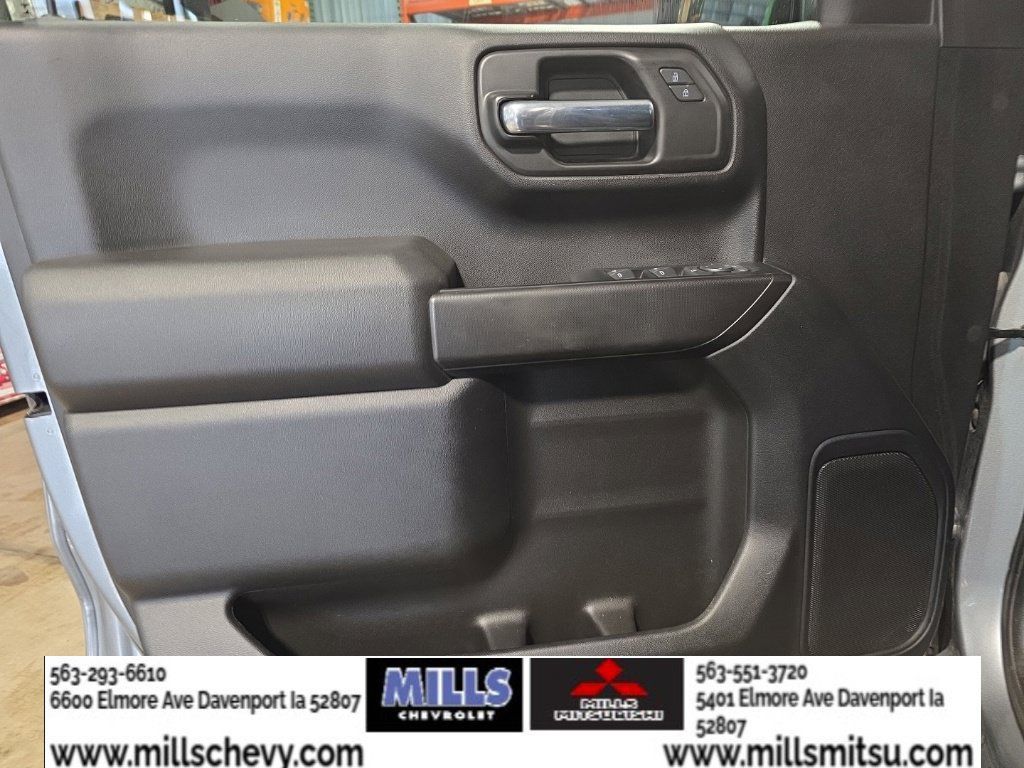 Used 2023 Chevrolet Silverado 1500 Custom AWD/4WD image 15