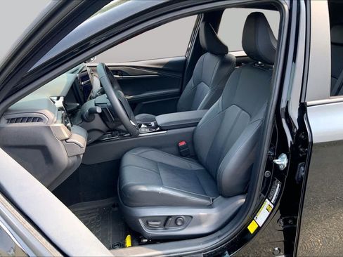 Used 2026 Toyota Camry XSE AWD/4WD image 8